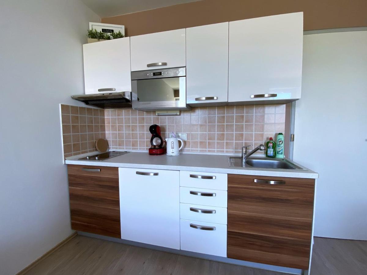 Miky Klinovec Meadow Apartment Loucna pod Klinovcem